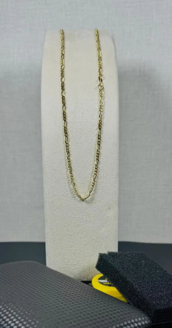 Cadena oro AU750- 18” (ligera) estilo figaro