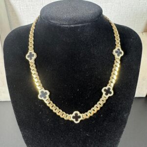 Cadena estilo trebol oro 14K